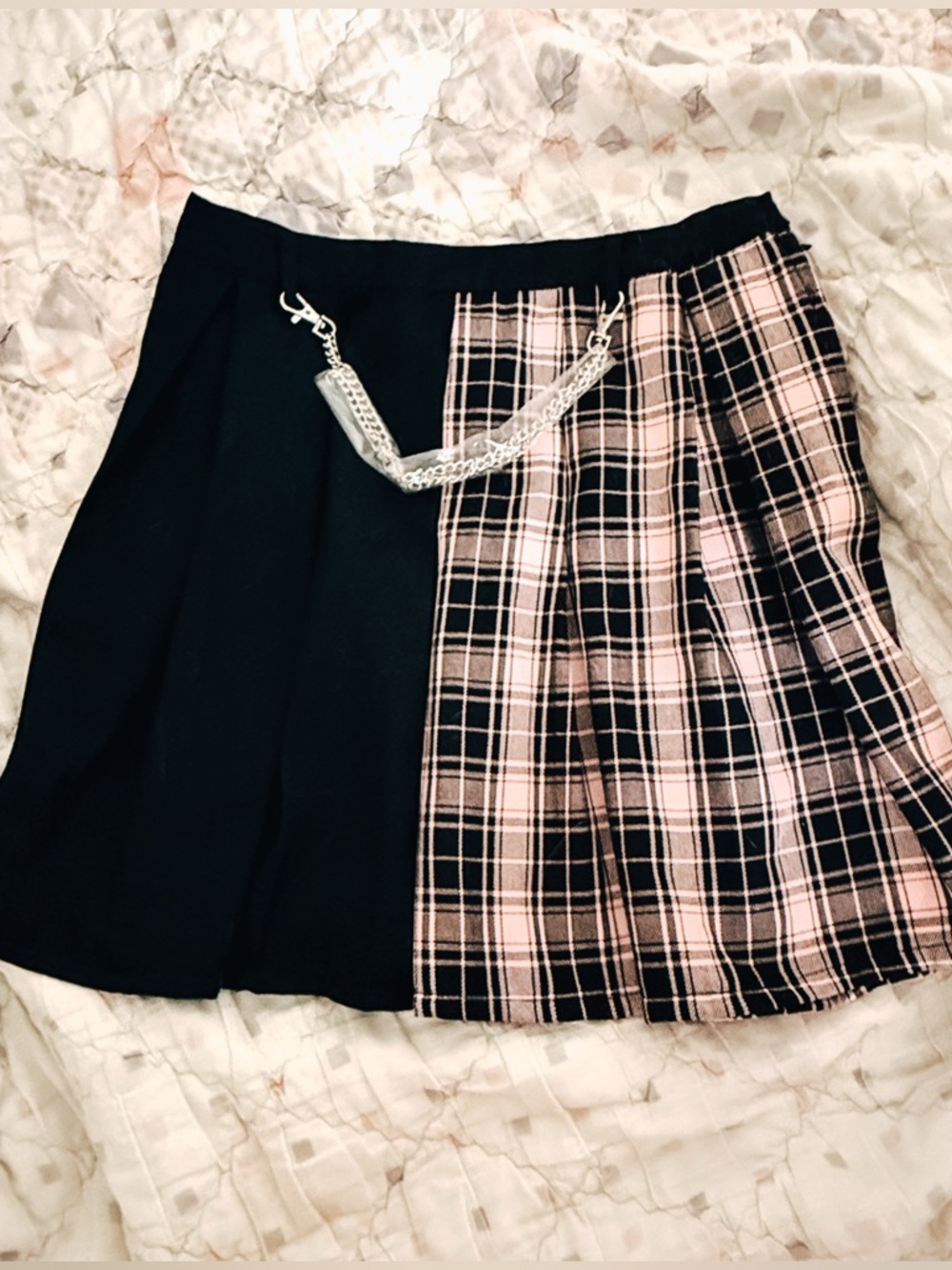 Hot Topic Black and Pink Plaid Pleated Skirt with Chain Accent
